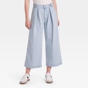 Universal Thread Light Wash Cropped Two-Way Trouser Jeans Size 10R NWT